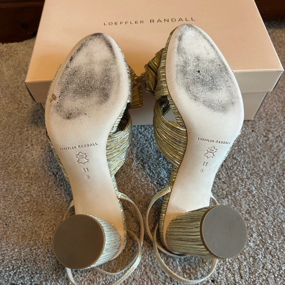 Loeffler Randall Camellia Gold Pleated Bow Heel - Picture 9 of 12